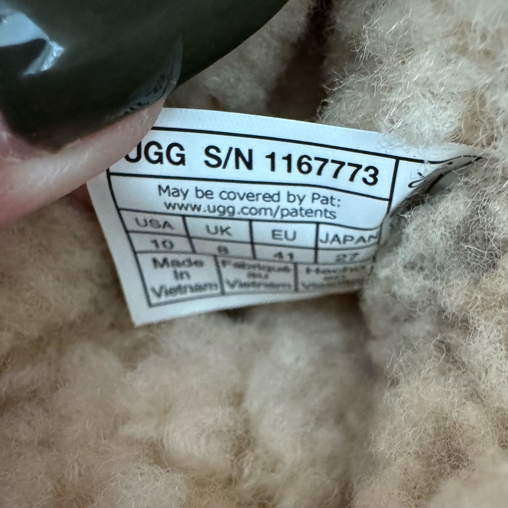 UGG Classic New Heights Cuffable Boots - Picture 9 of 9